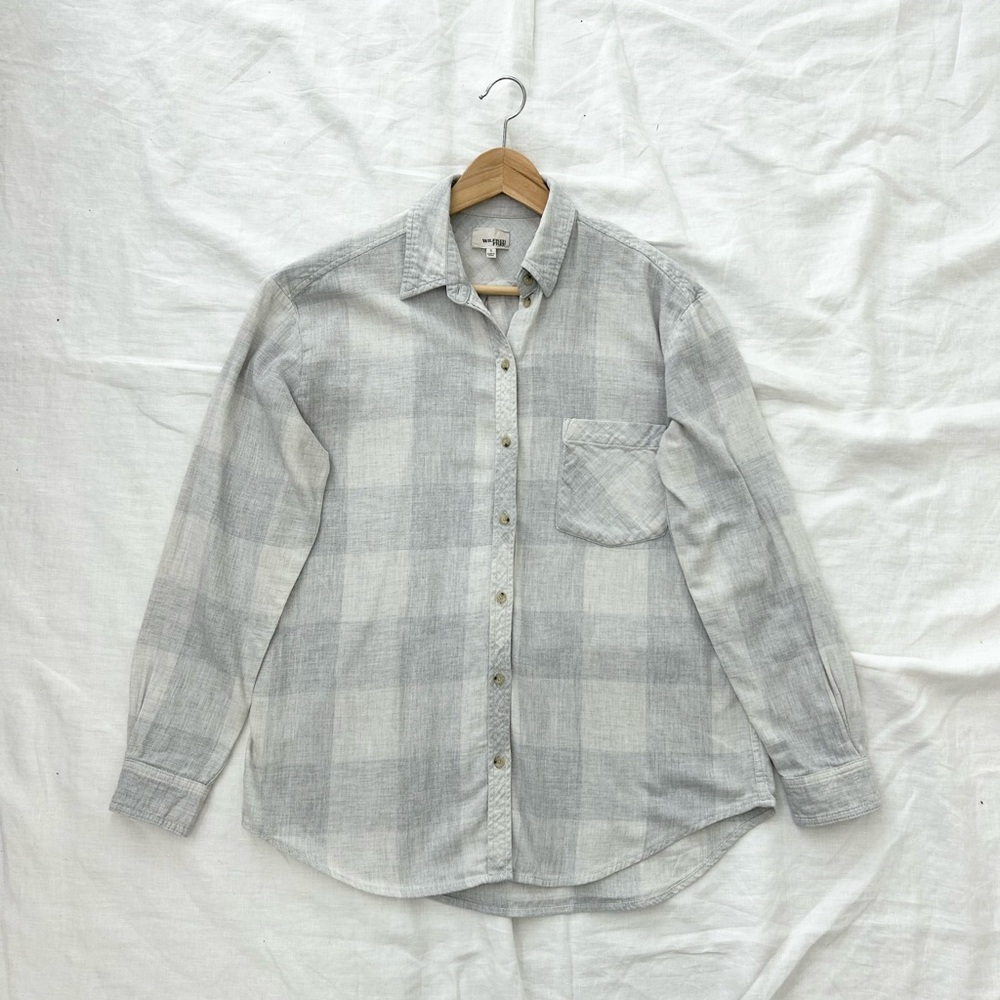 Aritzia Wilfred Free Daphne Boyfriend Button Up Plaid Shirt - Picture 2 of 10